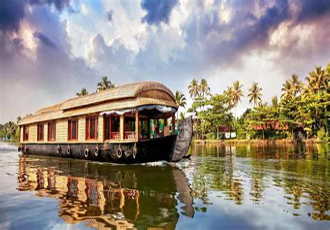 Houseboat Honeymoon Tour