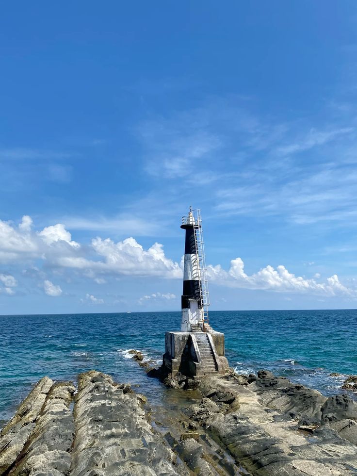 destination-card-image