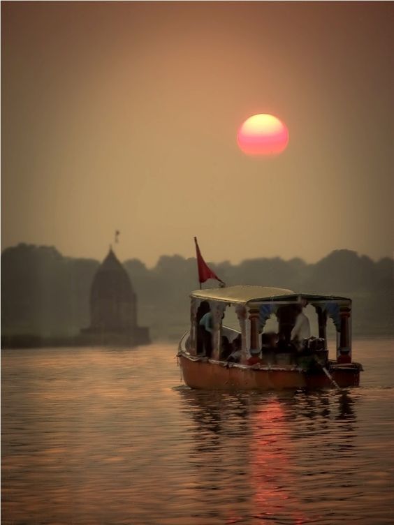 Maheshwar ghat